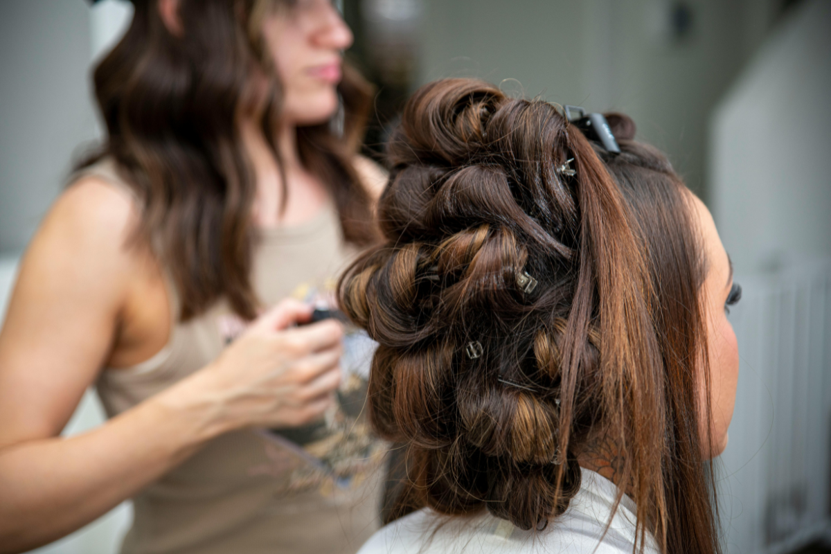 SHB30416 Certificate III in Hairdressing (Apprenticeship)